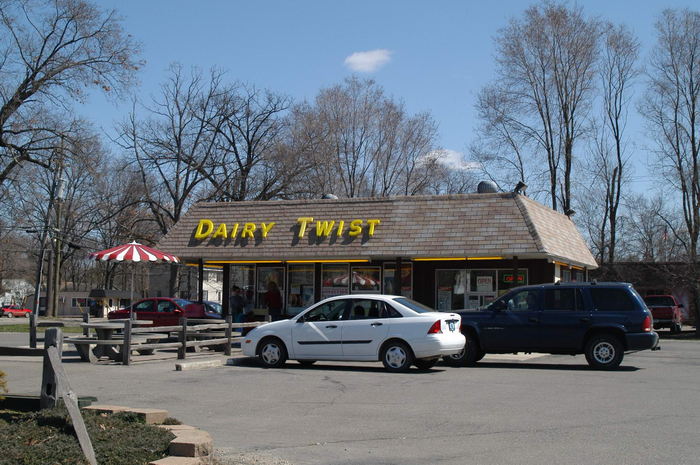 Dairy Twist - 2004 Photo (newer photo)